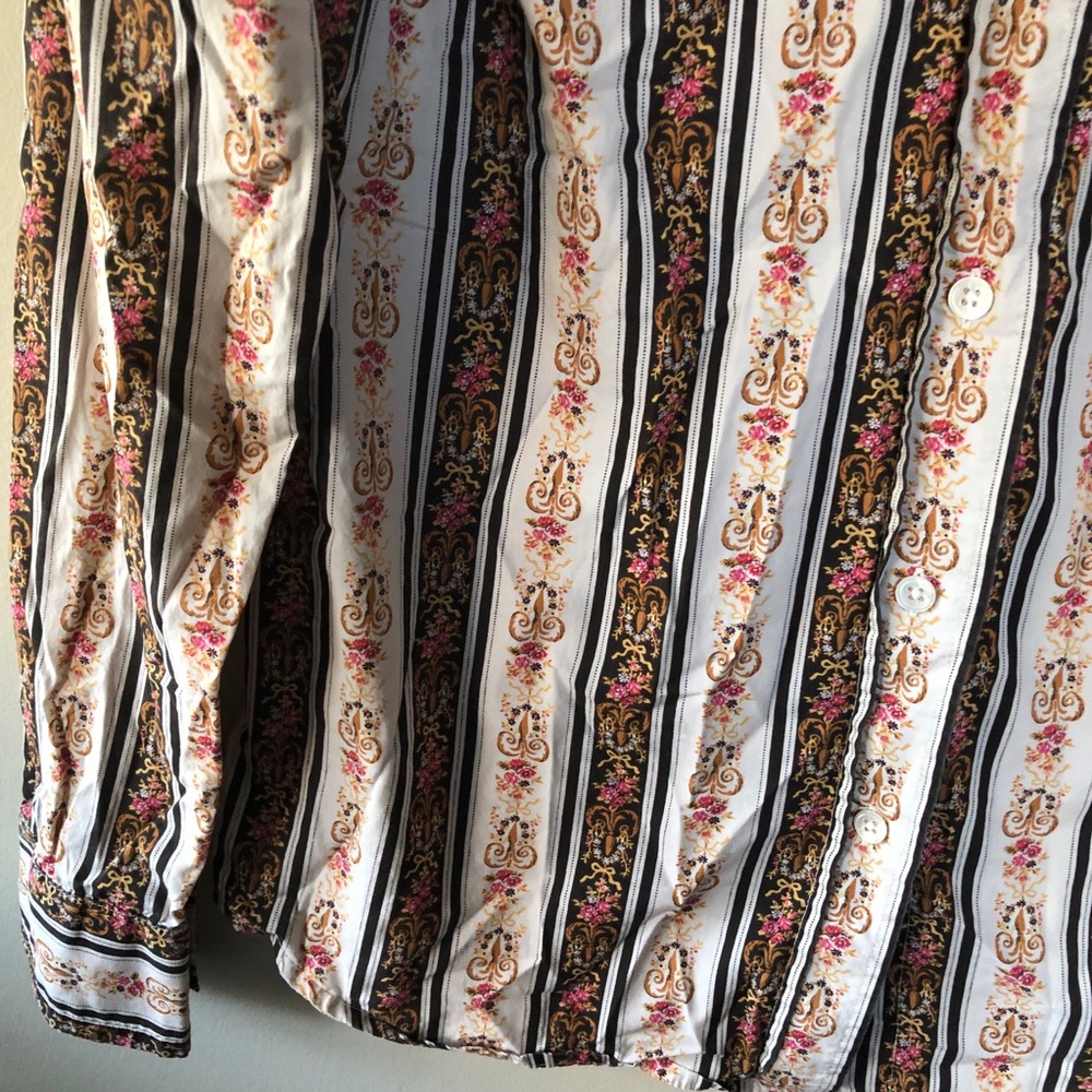 Lucky Brand Printer Button Down Top - image 2